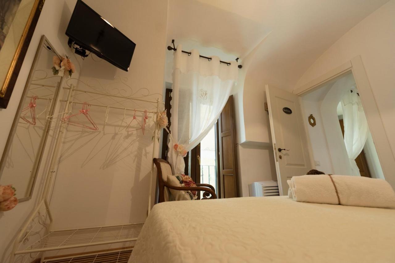 La Casa Degli Angeli Bed & Breakfast